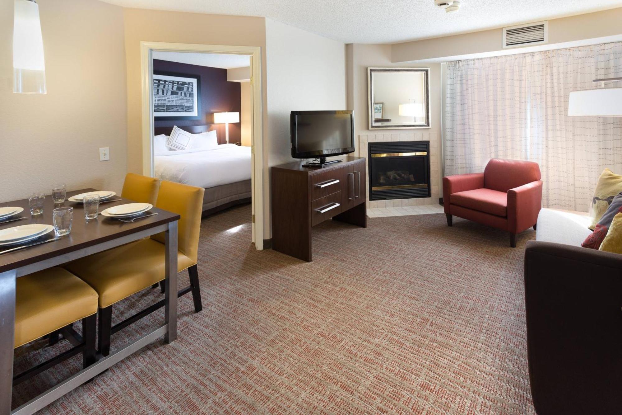 Residence Inn By Marriott Форт Коллинс Экстерьер фото